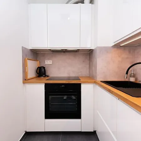 Ferienwohnung Chic206 Retreat: Modern 1Br Gem With Balcony By Nw Budapest Exterior foto